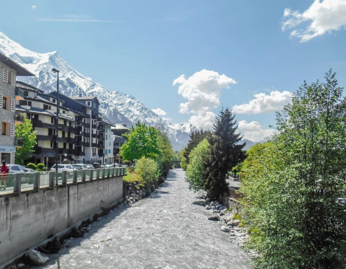 Vue Brevent Sublime En Centre Ville Avec Parking Prive Chamonix Eksteriør bilde