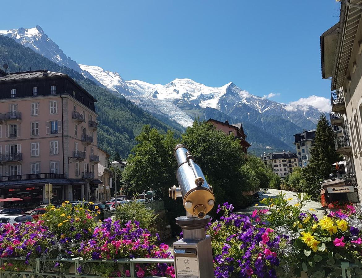 Vue Brevent Sublime En Centre Ville Avec Parking Prive Chamonix Eksteriør bilde