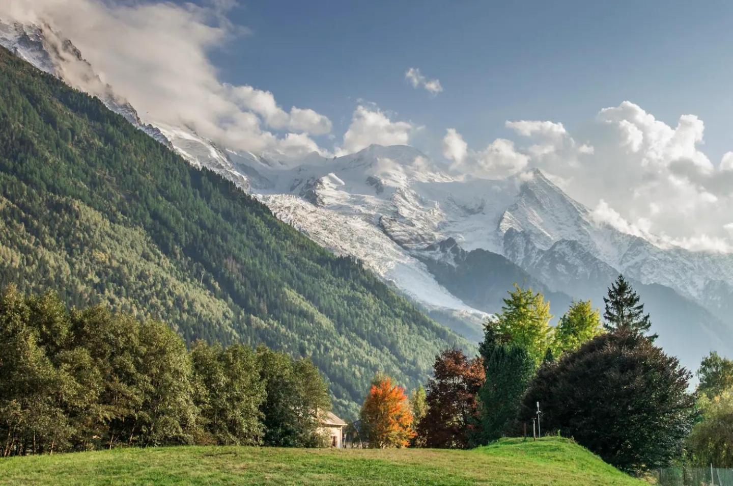 Vue Brevent Sublime En Centre Ville Avec Parking Prive Chamonix Eksteriør bilde